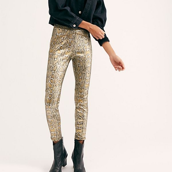 Free People Pants - NWOT Free People metallic snakeskin print leggings